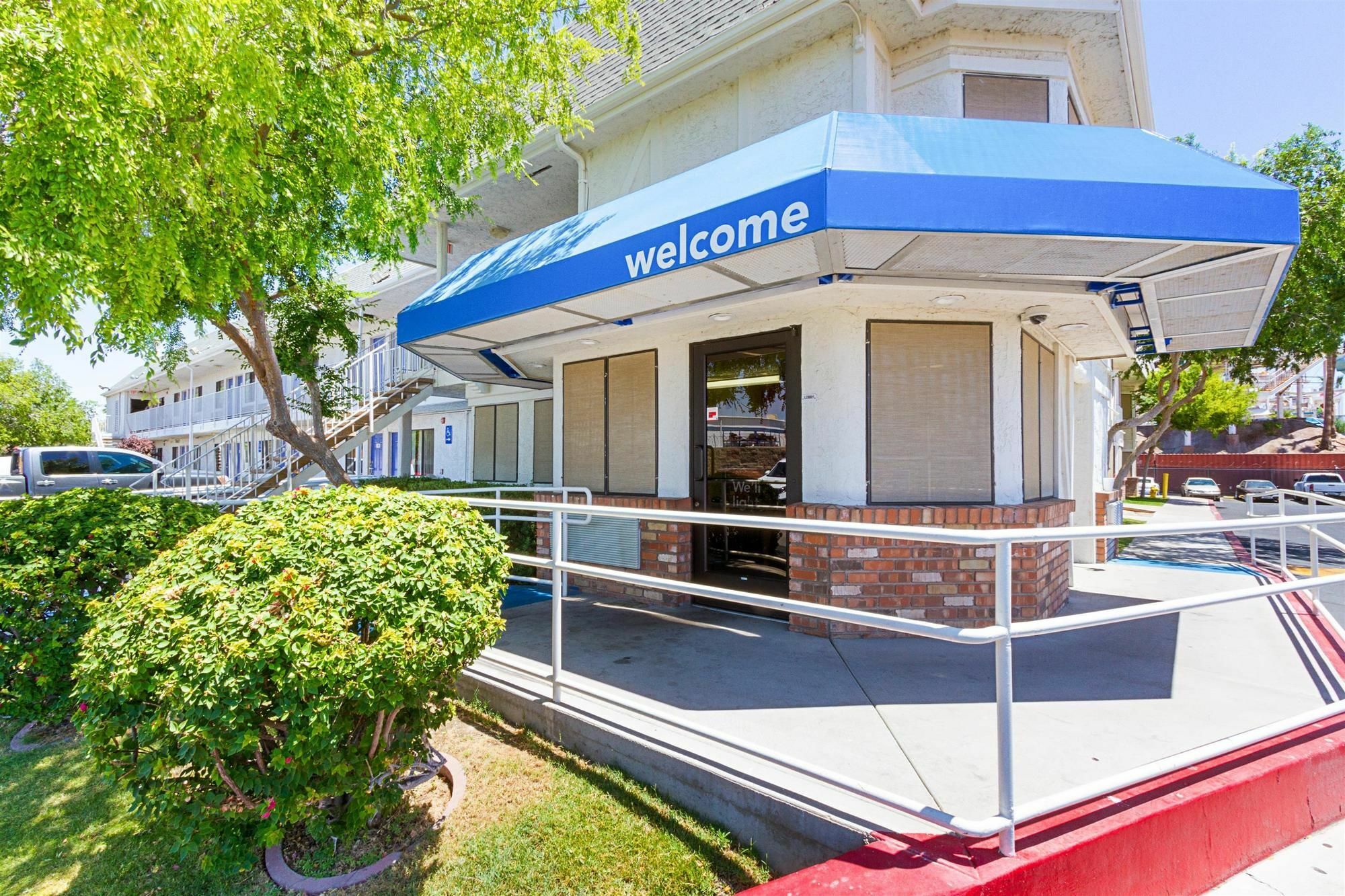 Motel 6-Mesa, Az - South Exterior foto